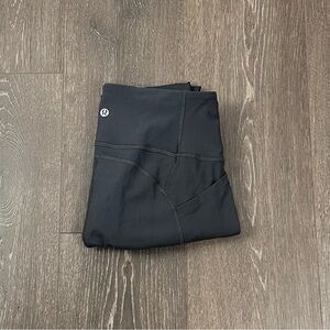 lululemon athletica All The Right Places Crop‎ Sz 6